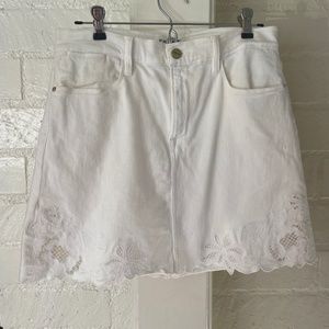 FRAME Denim | White Mini-Skirt | Embroidered x Scalloped Hem
